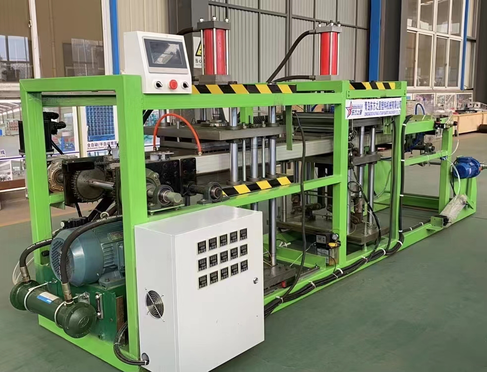 Jak může plně automatizované zařízení na sazenice dosáhnout stabilní a efektivní produkce?