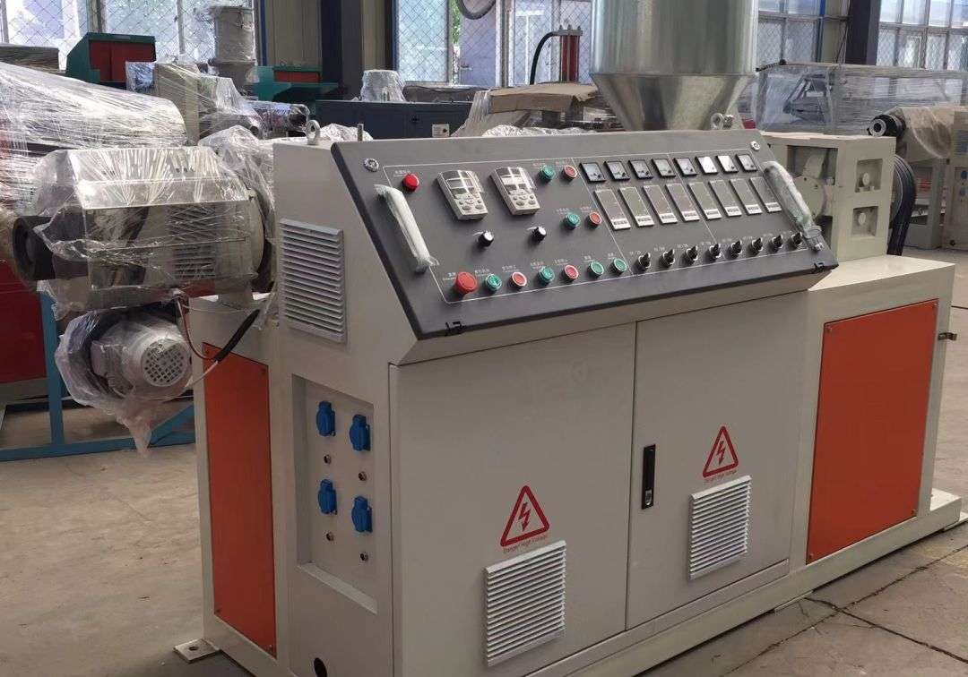 Zařízení pro tepelnou izolaci PP